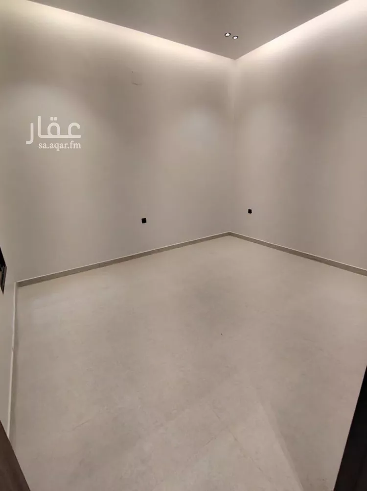 Floor for Sale in Riyadh Al Janadriyah صورة 2