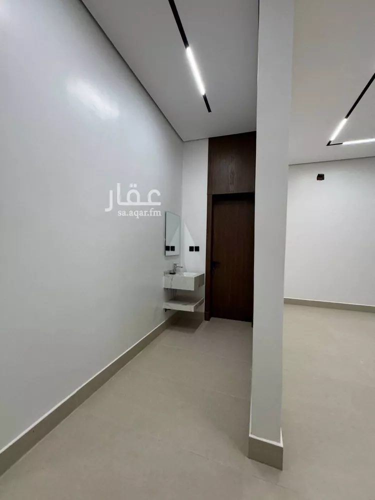 دور للبيع في شارع 19 المعيزيلة, حي المعيزيلة, مدينة الرياض, منطقة الرياض 11