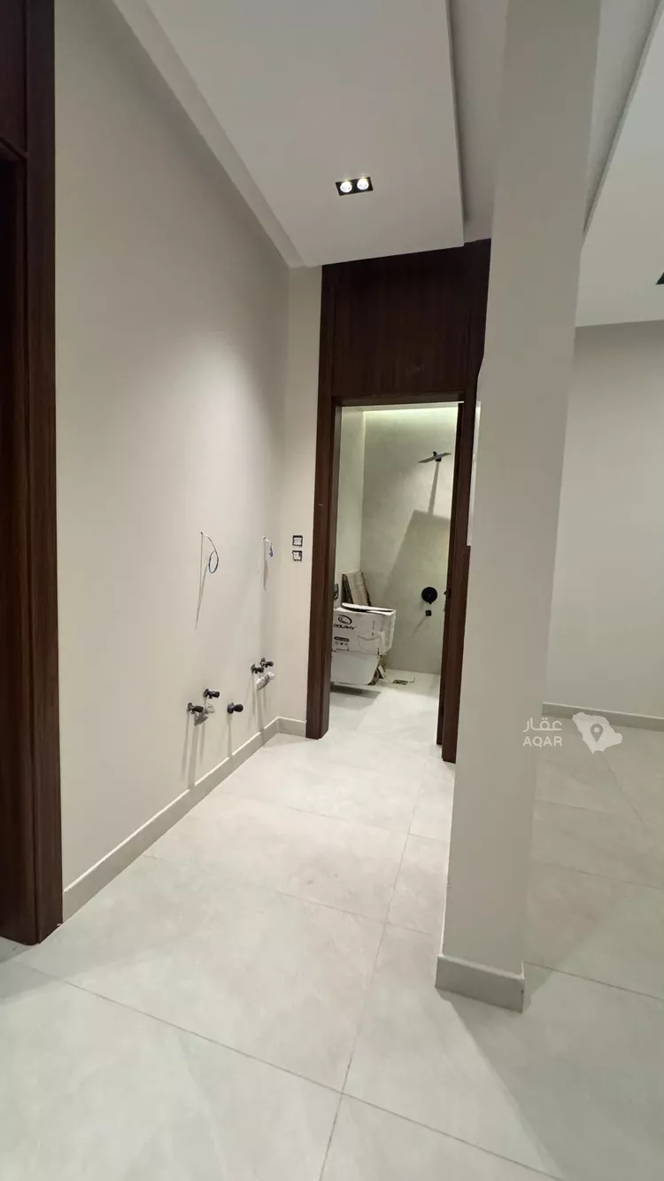 دور للبيع في شارع ثابت بن حزم, حي الخليج, مدينة الرياض, منطقة الرياض 4