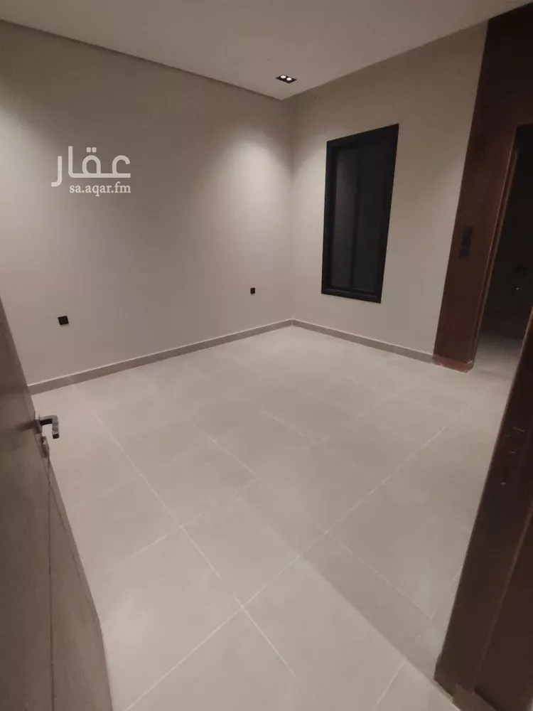 دور للبيع في شارع نويعمه, حي اليرموك, مدينة الرياض, منطقة الرياض صورة 2