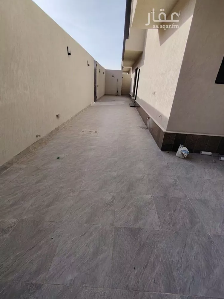 فيلا للبيع في شارع شارع, حي الرمال, مدينة الرياض, منطقة الرياض صورة 3