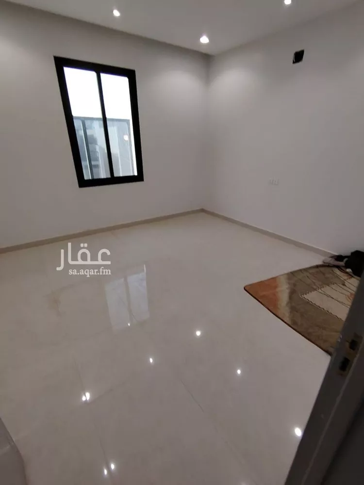 فيلا للبيع في شارع عمر الصفار, حي المرجان, مدينة الرياض, منطقة الرياض 16