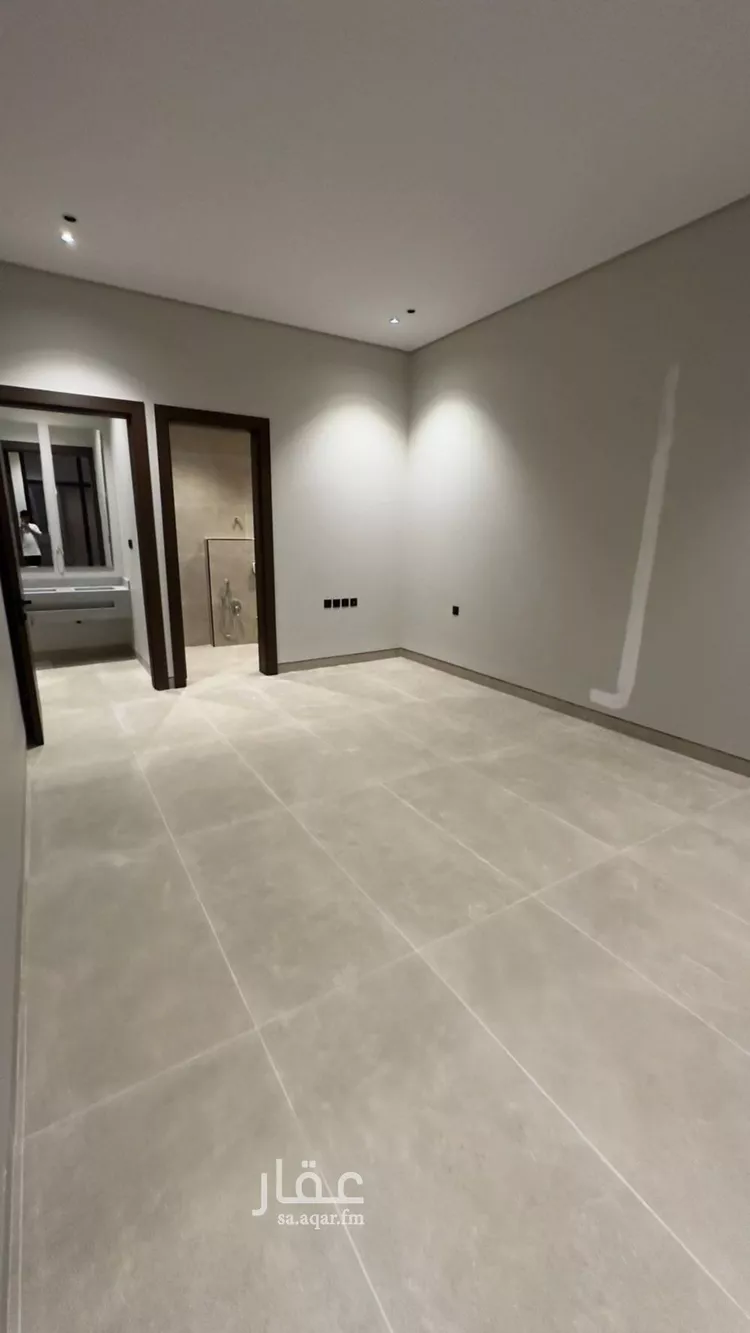 دور للبيع في شارع العينين, حي إشبيلية, مدينة الرياض, منطقة الرياض 16