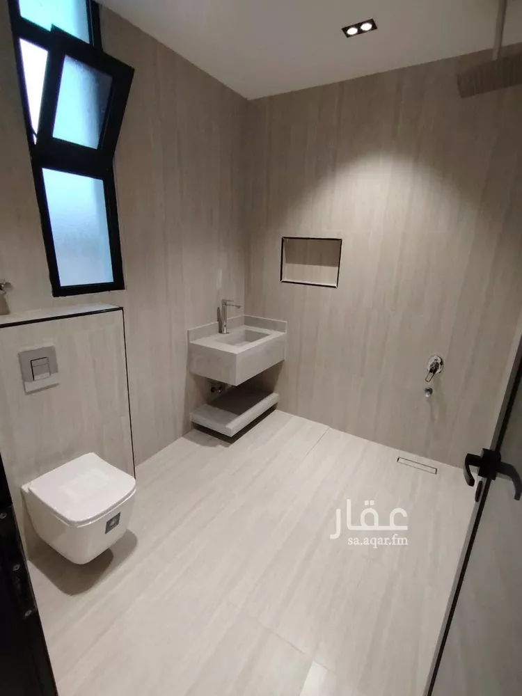دور للبيع في شارع الشرفة, حي المعيزيلة, مدينة الرياض, منطقة الرياض 6
