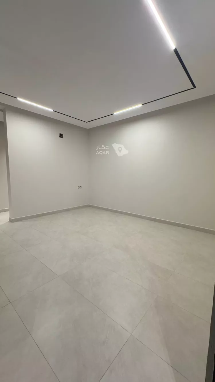 دور للبيع في شارع ثابت بن حزم, حي الخليج, مدينة الرياض, منطقة الرياض 5