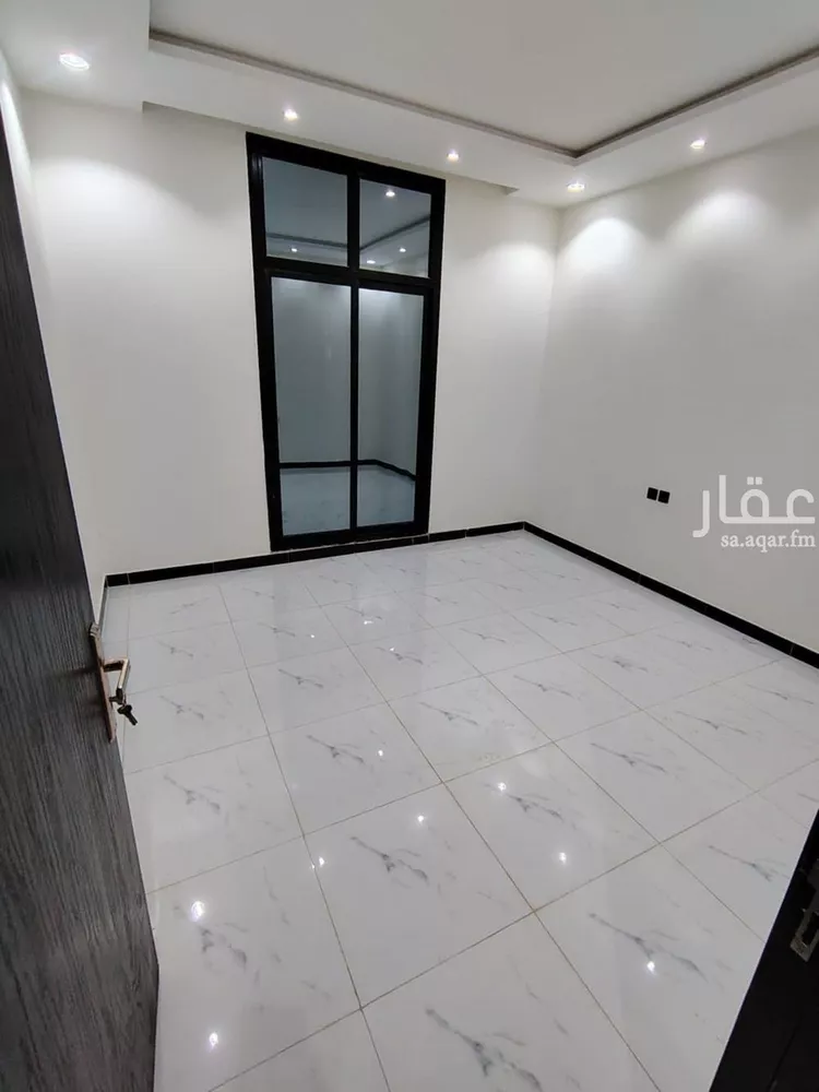 Floor for Sale in Riyadh Ash Sharq 8