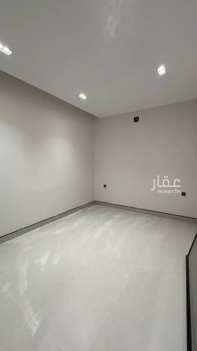 فيلا للبيع في شارع أبي الحسن علي الجرجاني4, حي الرمال, مدينة الرياض, منطقة الرياض صورة 4