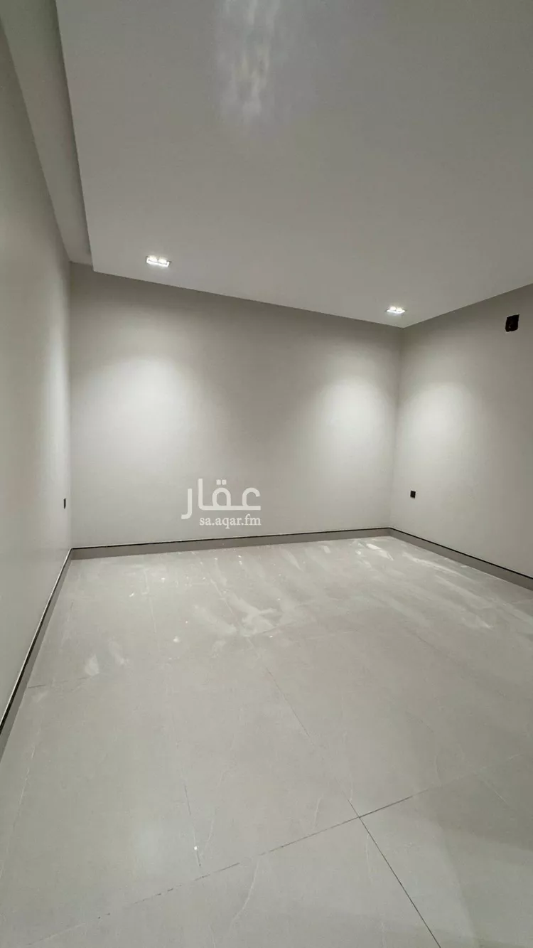 فيلا للبيع في شارع أبي الحسن علي الجرجاني4, حي الرمال, مدينة الرياض, منطقة الرياض 11