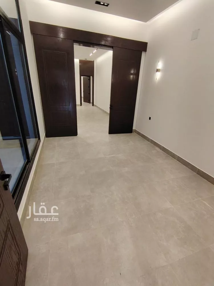 Floor for Sale in Riyadh Al Munsiyah 12