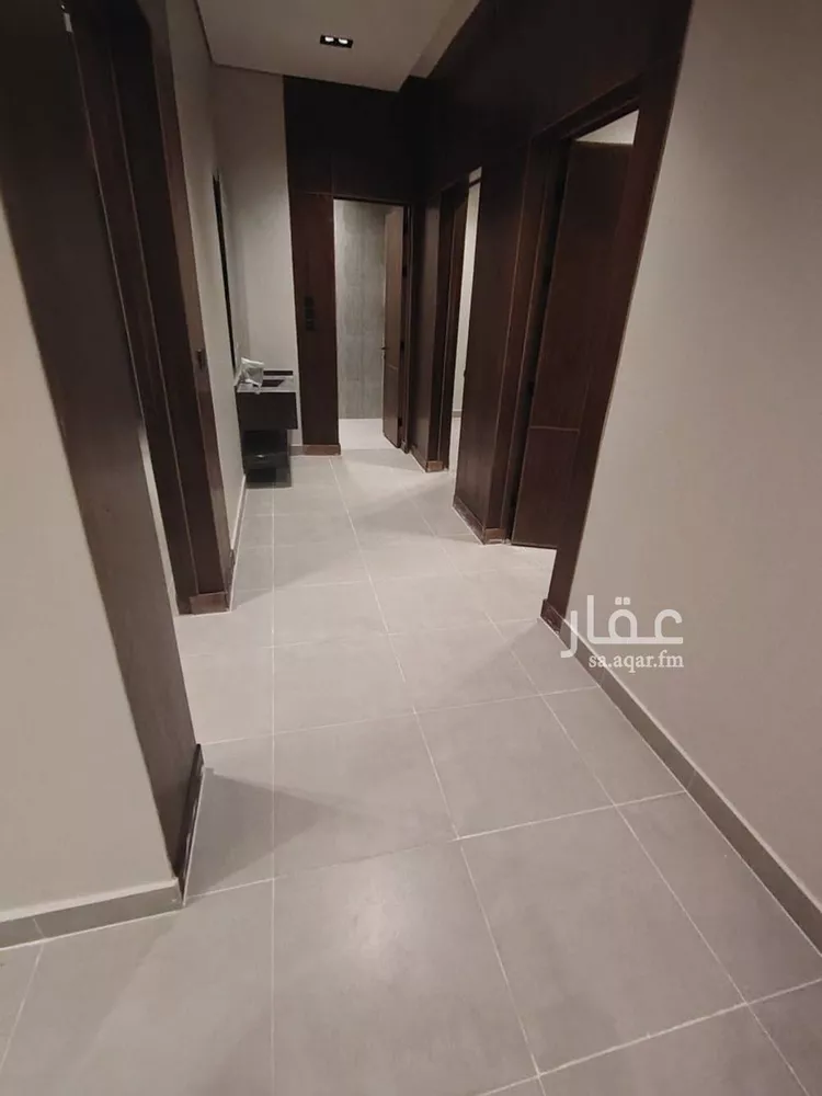 دور للبيع في شارع نويعمه, حي اليرموك, مدينة الرياض, منطقة الرياض 8