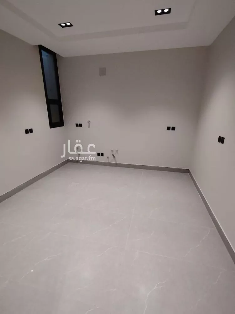دور للبيع في شارع العينين, حي إشبيلية, مدينة الرياض, منطقة الرياض صورة 5