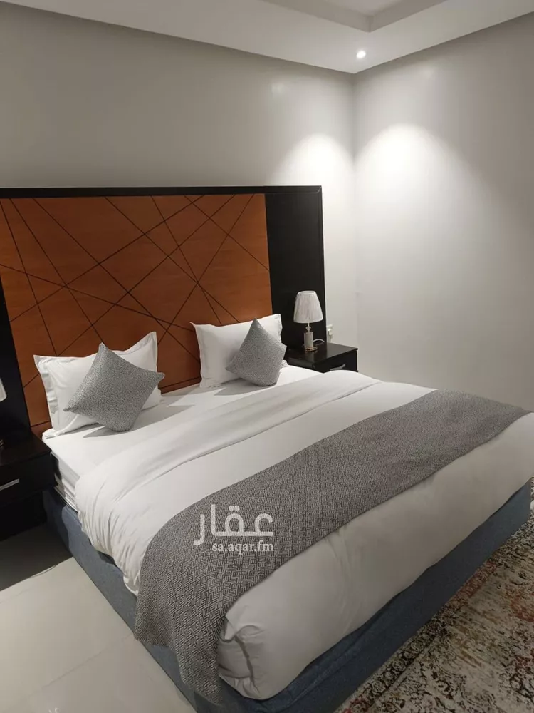 شقة للإيجار في شارع الحسين, حي غرناطة, مدينة الرياض, منطقة الرياض 5