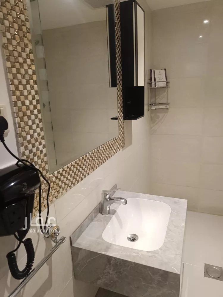 شقة للإيجار في شارع الحسين, حي غرناطة, مدينة الرياض, منطقة الرياض 6