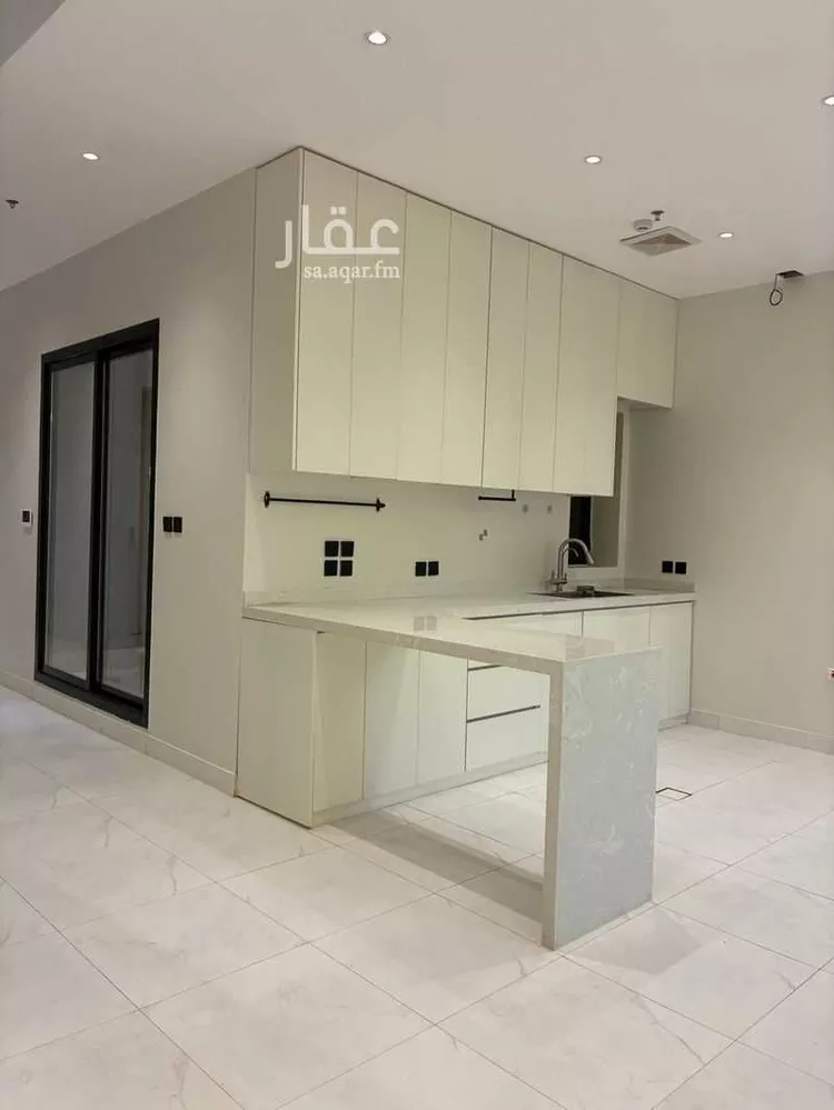 فيلا للإيجار في شارع جبل اللوز, حي الرمال, مدينة الرياض, منطقة الرياض صورة 5