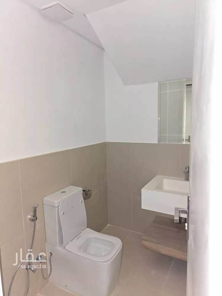 فيلا للإيجار في شارع رقم 1077, حي سدرة, مدينة الرياض, منطقة الرياض صورة 2