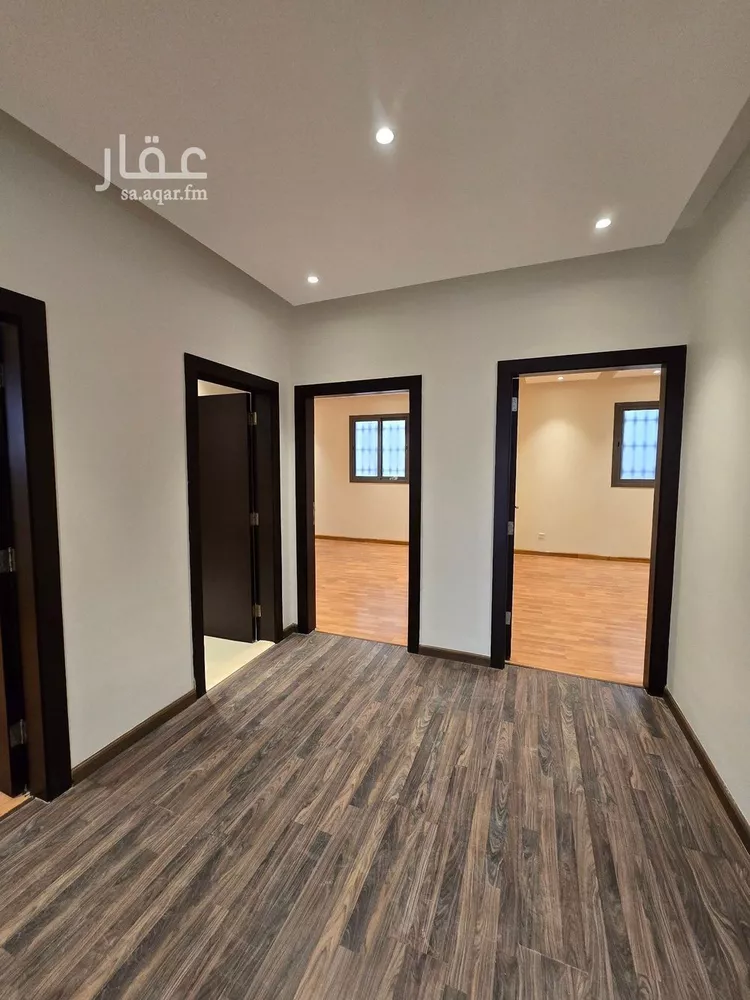 فيلا للإيجار في شارع عيسى الكناني, حي الربيع, مدينة الرياض, منطقة الرياض صورة 3