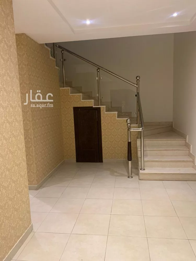 فيلا للإيجار في شارع رقم 22, حي الياسمين, مدينة الرياض, منطقة الرياض صورة 3