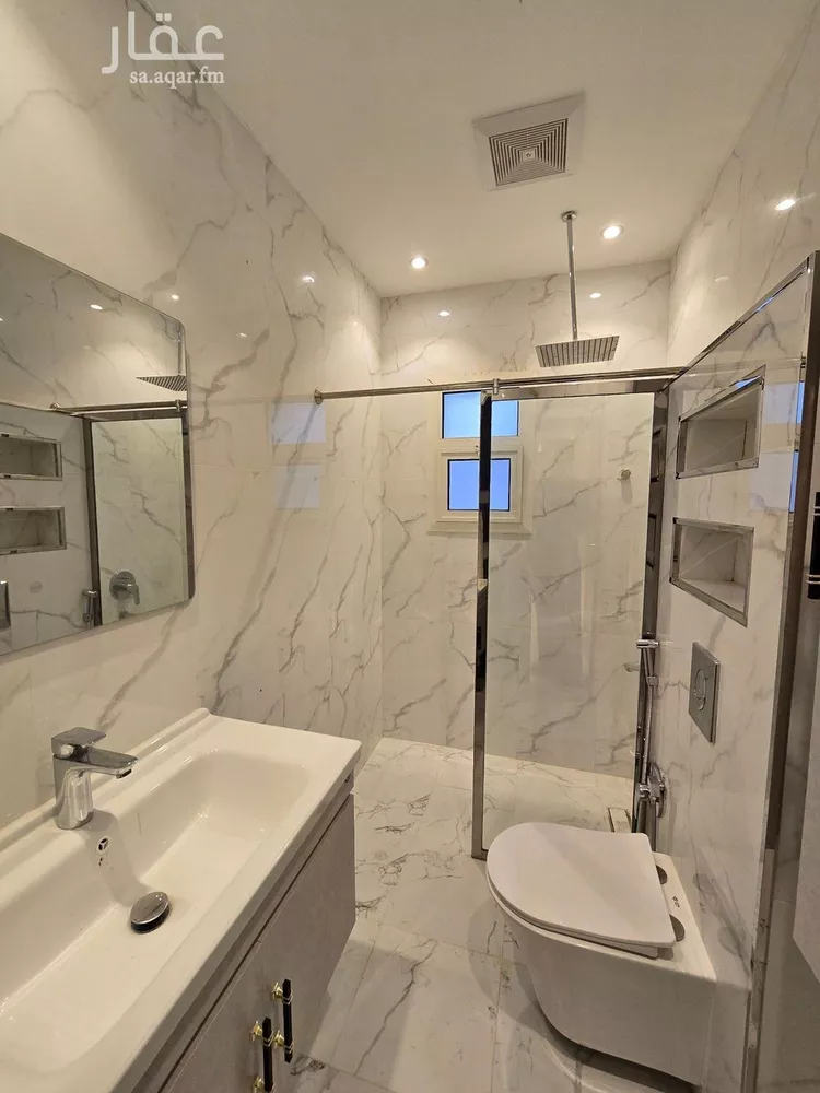 فيلا للإيجار في شارع رقم 68, حي الياسمين, مدينة الرياض, منطقة الرياض صورة 5