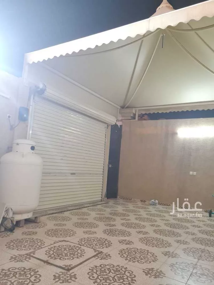 فيلا للبيع في شارع عبدالكريم بن يوسف الأنصاري ، حي بدر ، الرياض ، منطقة الرياض 8