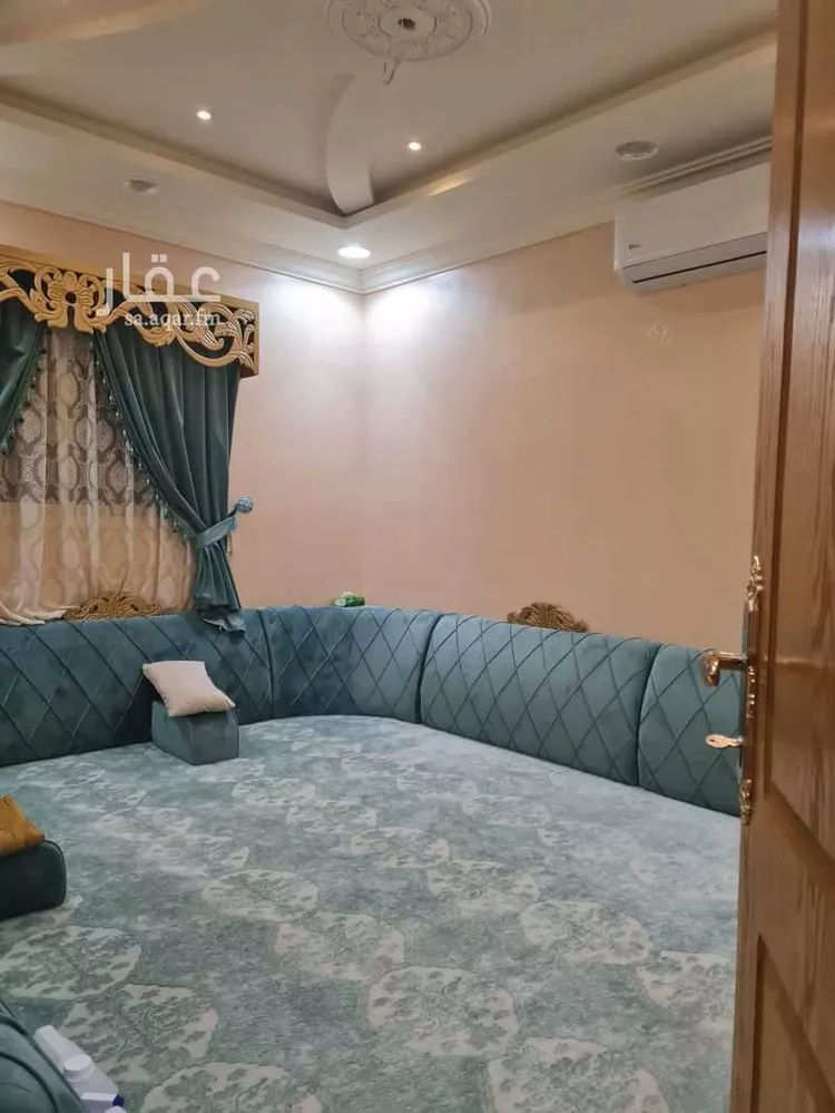 فيلا للبيع في شارع عبدالكريم بن يوسف الأنصاري ، حي بدر ، الرياض ، منطقة الرياض صورة 4