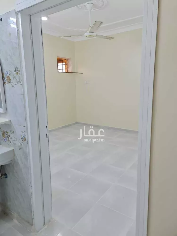 شقة للإيجار في شارع البديع والقرفي 393, حي الحارة الجنوبية, مدينة البديع والقرفي, منطقة جازان صورة 4