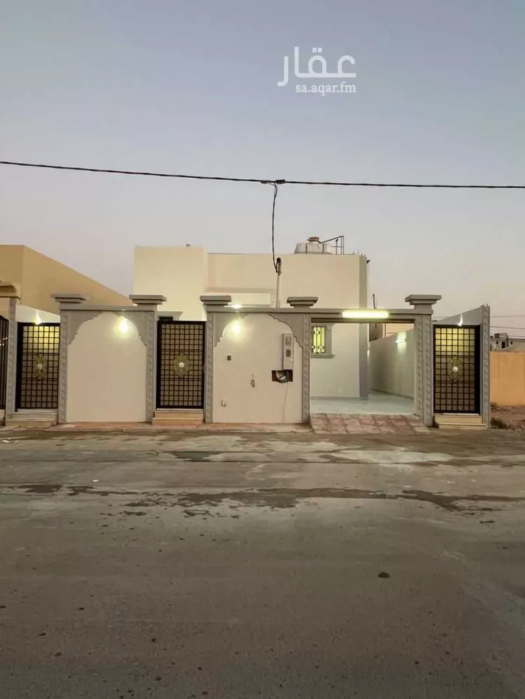 فيلا للبيع في شارع صالح الحريري الافندي ، حي الملك عبدالله ، المجمعة ، المجمعة