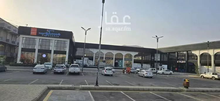 محل للإيجار في شارع الملك فيصل بن عبدالعزيز, حي الخالدية, مدينة محائل, منطقة عسير صورة 3