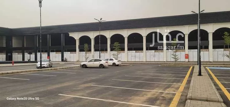 عمارة للإيجار في شارع الملك فيصل, حي الخالدية, مدينة محائل, منطقة عسير صورة 3