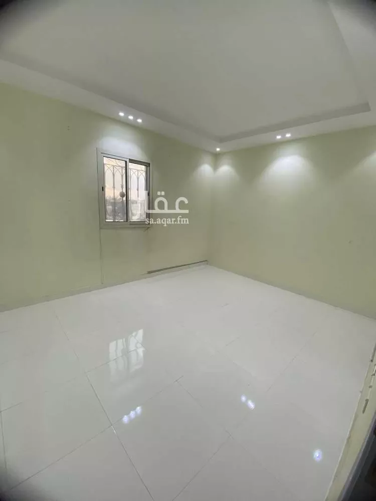 شقة للإيجار في شارع علي بن أبي طاهر ، حي السعادة ، الرياض ، منطقة الرياض صورة 4