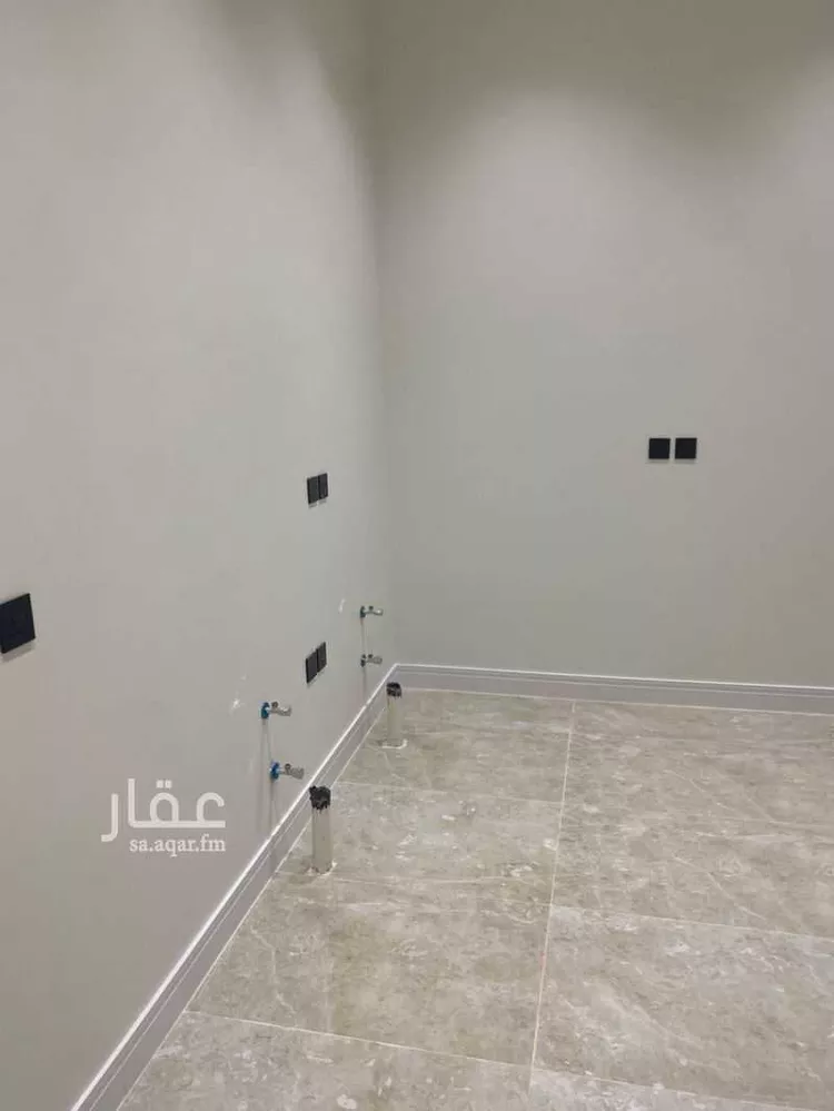 شقة للبيع في شارع ابن أبي الشكر الفلكي, حي المهدية, مدينة الرياض, منطقة الرياض صورة 4