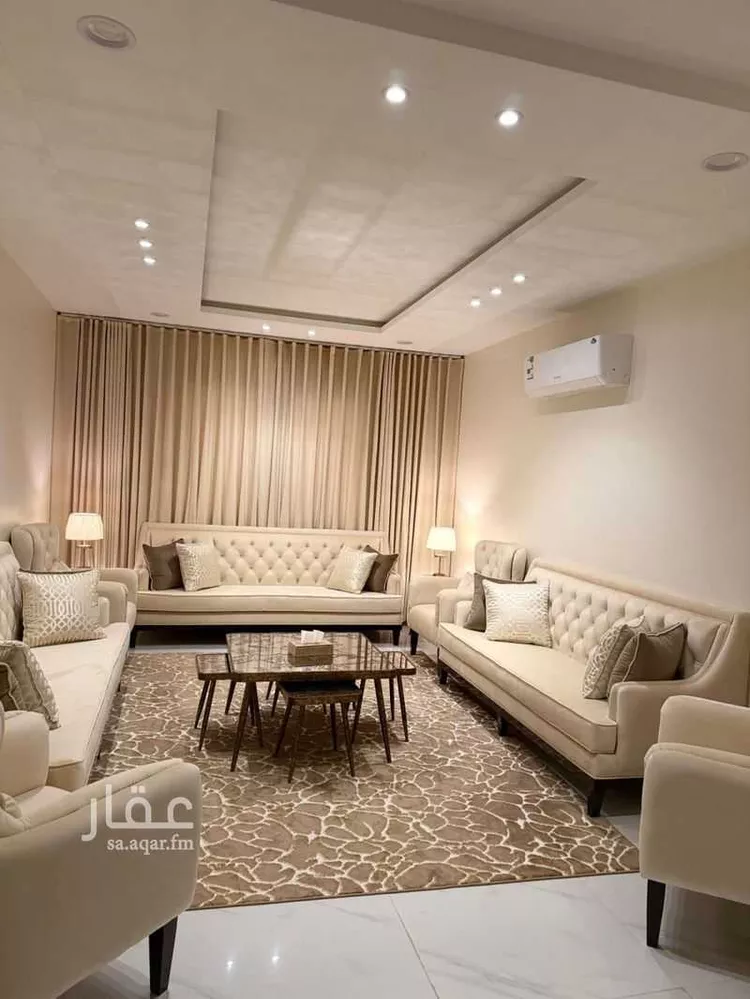 فيلا للإيجار في شارع أحمد مفتي المكي الحنفي, حي المهدية, مدينة الرياض, منطقة الرياض