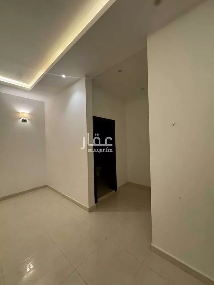 فيلا للإيجار في شارع أنس بن سيرين, حي المهدية, مدينة الرياض, منطقة الرياض صورة 5