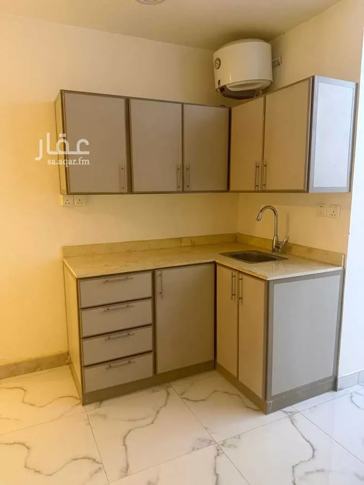 استوديو للإيجار في شارع عبدالله الغساني, حي الرفيعة, مدينة الرياض, منطقة الرياض 15