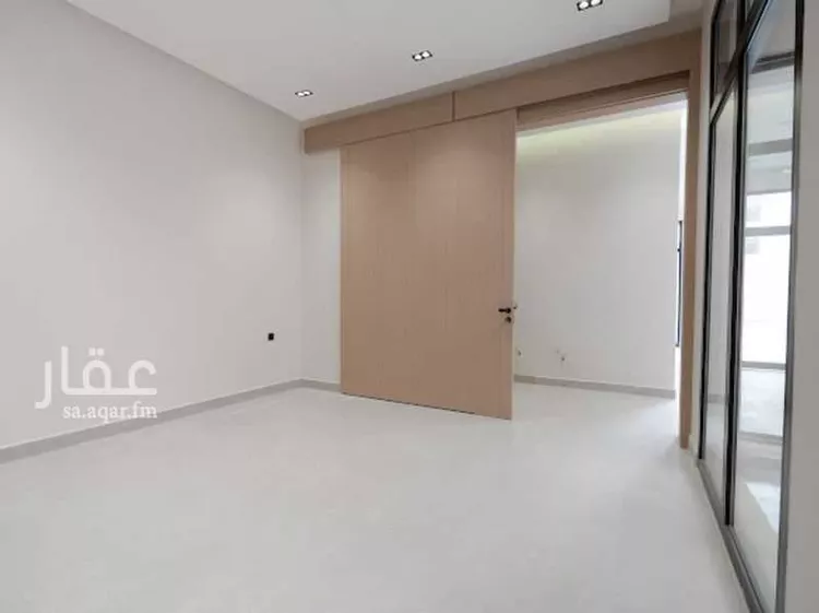 Villa for Sale in Riyadh King Faisal 16