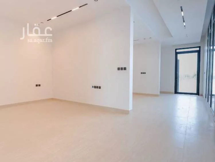 فيلا للبيع في شارع علي بن عبدالكريم, حي إشبيلية, مدينة الرياض, منطقة الرياض 27