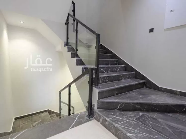 فيلا للبيع في شارع عبدالقدوس الانصاري, حي الرمال, مدينة الرياض, منطقة الرياض 11