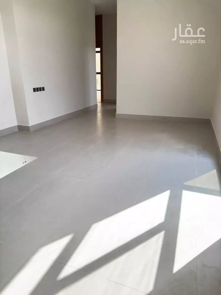 Villa for Sale in Riyadh Al Yarmouk 7