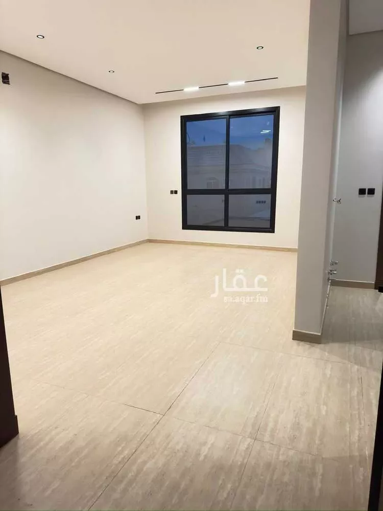 دور للبيع في شارع الطيبة, حي إشبيلية, مدينة الرياض, منطقة الرياض صورة 5