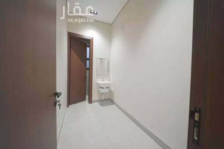 Floor for Sale in Riyadh Ishbiliyah 15
