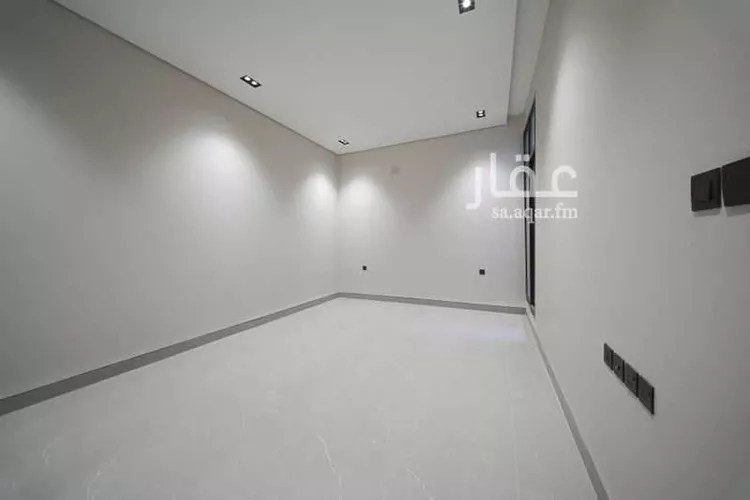 Floor for Sale in Riyadh Ishbiliyah 17