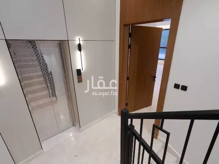دور للبيع في شارع رقم 43, حي الشهداء, مدينة الرياض, منطقة الرياض 11