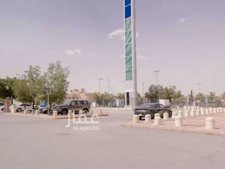 فيلا للبيع في شارع علي بن عبدالكريم, حي إشبيلية, مدينة الرياض, منطقة الرياض صورة 3