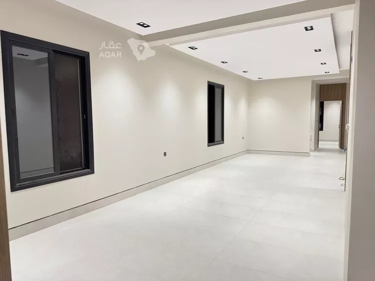 دور للبيع في شارع الكرا, حي إشبيلية, مدينة الرياض, منطقة الرياض 7