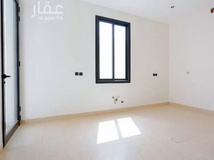 فيلا للبيع في شارع علي بن عبدالكريم, حي إشبيلية, مدينة الرياض, منطقة الرياض 23