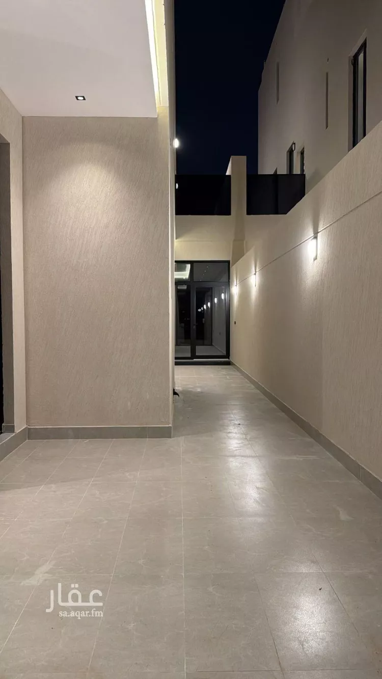 فيلا للبيع في شارع الجدين, حي إشبيلية, مدينة الرياض, منطقة الرياض صورة 2