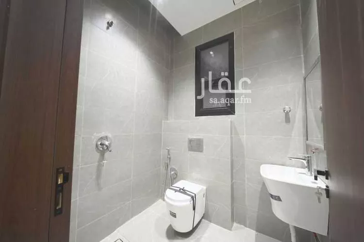 Floor for Sale in Riyadh Ishbiliyah 12