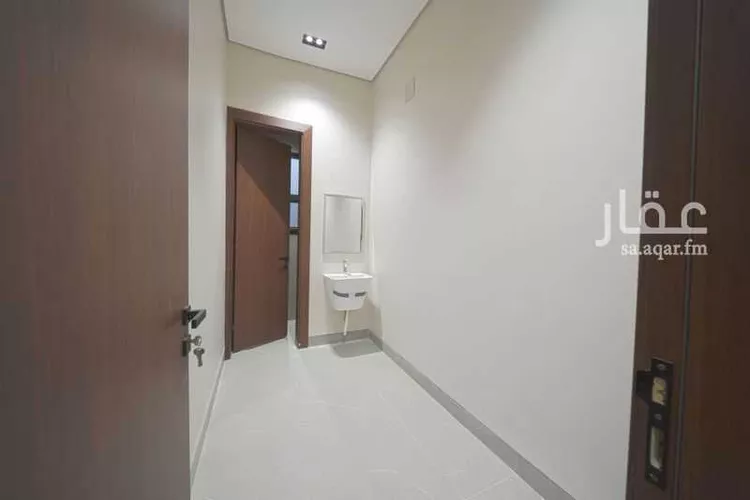 Floor for Sale in Riyadh Ishbiliyah 15