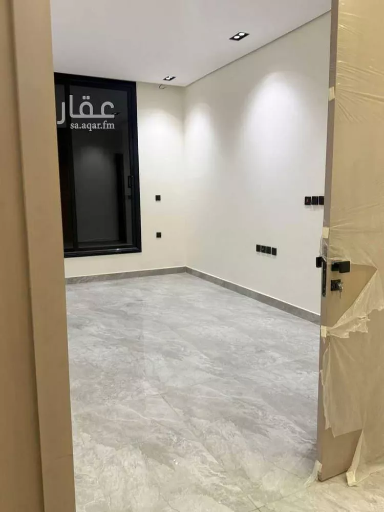 Floor for Sale in Riyadh Ishbiliyah 8