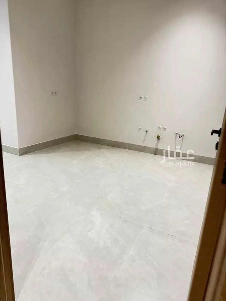 Floor for Sale in Riyadh Ghirnatah صورة 4