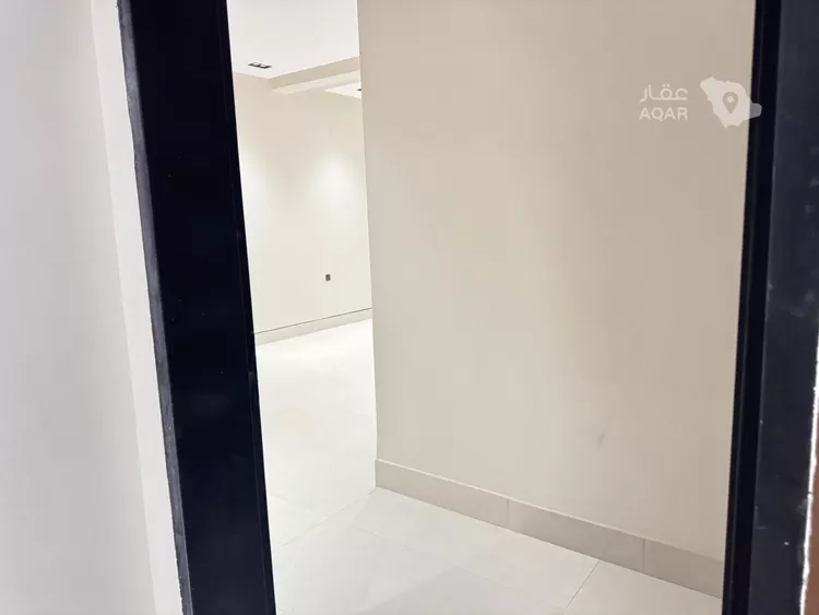 دور للبيع في شارع الكرا, حي إشبيلية, مدينة الرياض, منطقة الرياض صورة 3